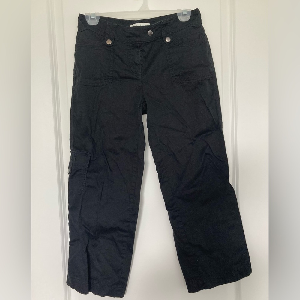 White House Black Market Black Cargo Style Pants Women’s size 00